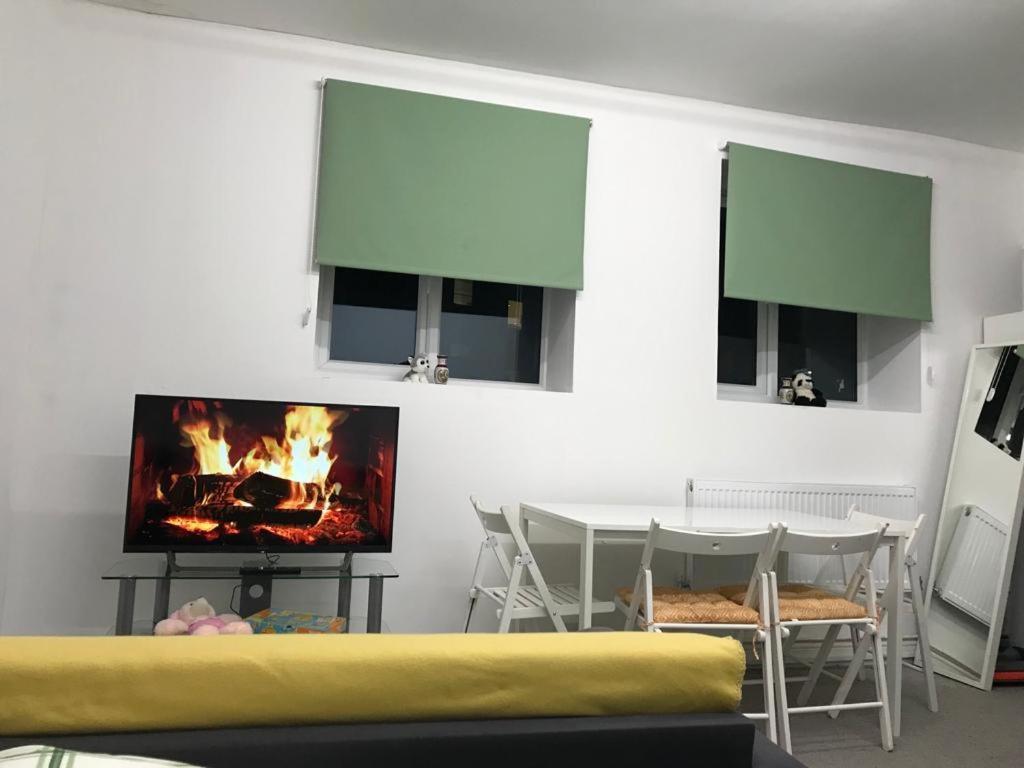 Апартаменты Fabulous Flat In Heart Of Лондон Экстерьер фото